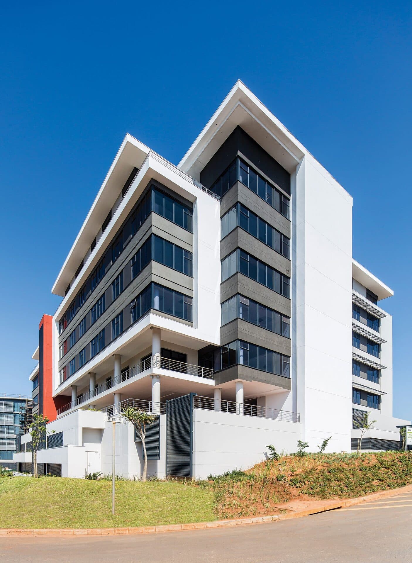 Ridge 6: Sectional-Title Efficiency in uMhlanga's Ridgeside Estate
